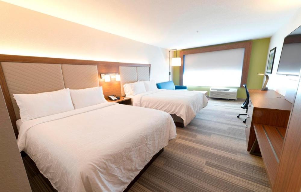 King Suite - Hearing Accessible/Non-Smoking interior